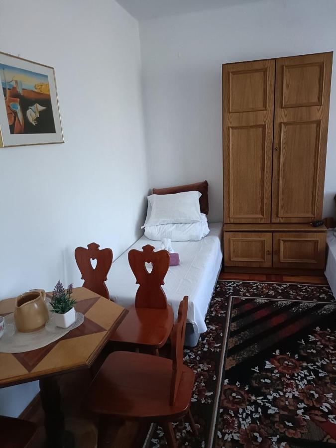 Hostel بوزنان المظهر الخارجي الصورة