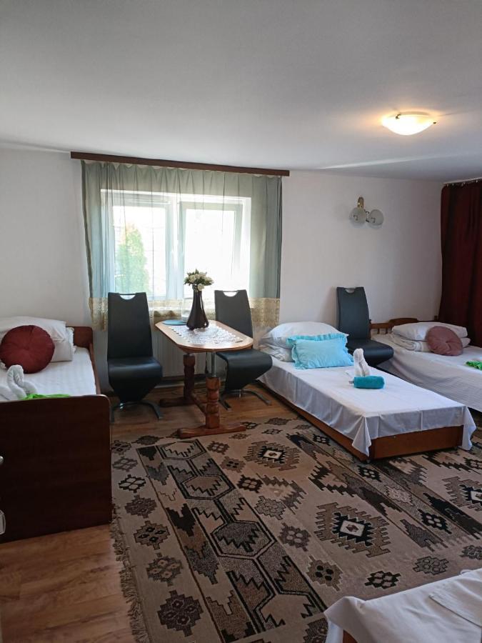 Hostel بوزنان المظهر الخارجي الصورة