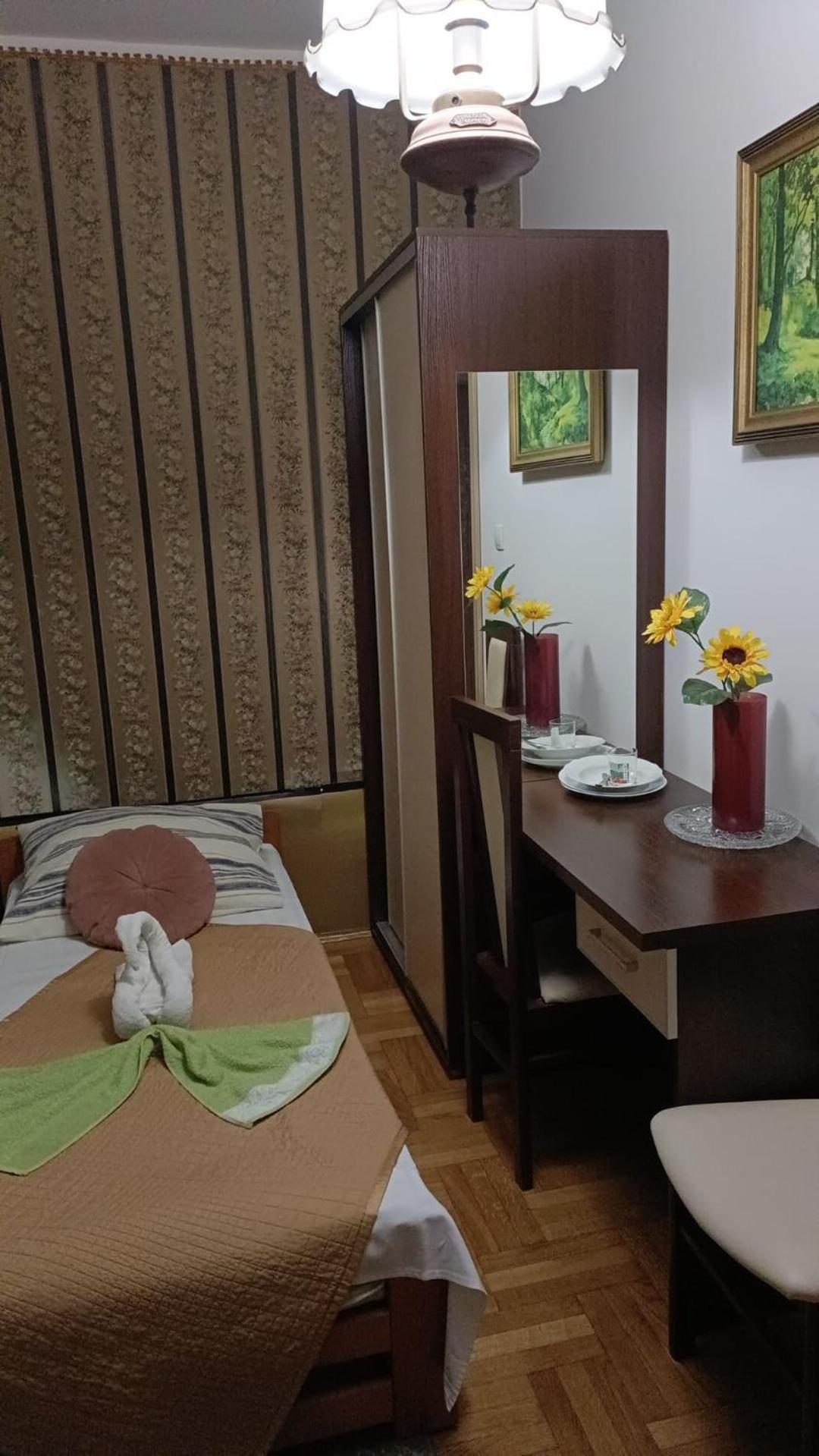 Hostel بوزنان المظهر الخارجي الصورة