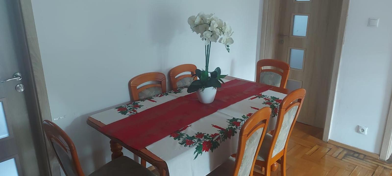 Hostel بوزنان المظهر الخارجي الصورة