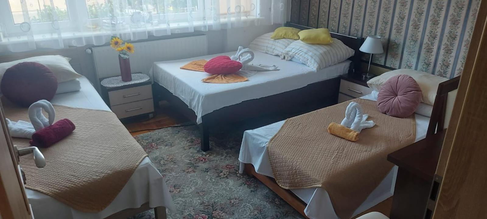 Hostel بوزنان المظهر الخارجي الصورة